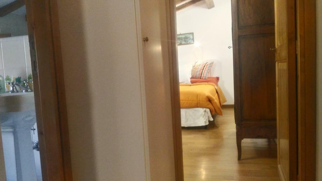 Baduerughe Pensionat Poggio Mirteto Eksteriør billede